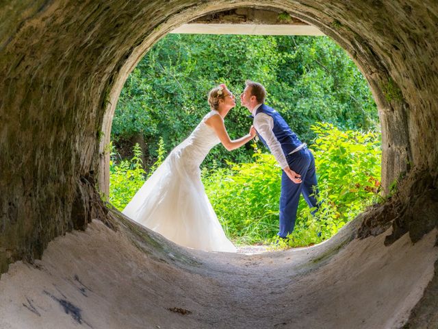 Le mariage de Jimmy et Émilie à Courlay, Deux-Sèvres 2