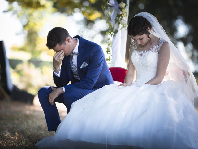 Le mariage de Simon et Marine à Lusignan, Vienne 19