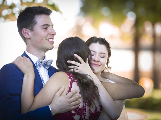 Le mariage de Simon et Marine à Lusignan, Vienne 22