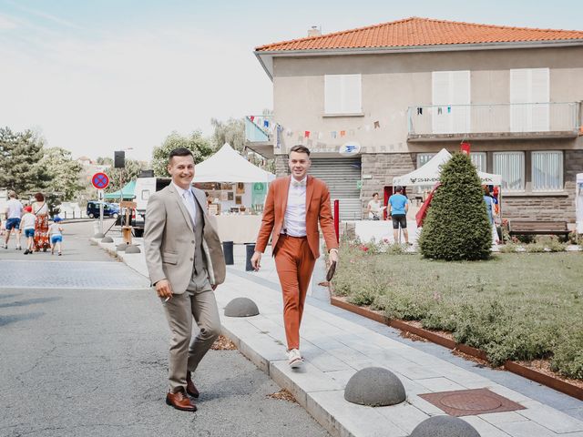 Le mariage de Alexis et Géraud à Châteaugay, Puy-de-Dôme 4