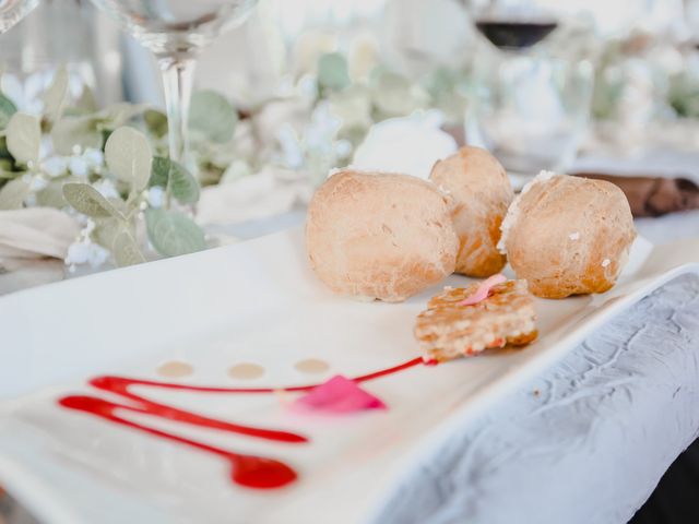 Le mariage de Alexis et Géraud à Châteaugay, Puy-de-Dôme 80