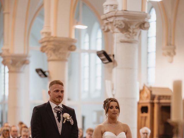Le mariage de Thomas et Aurélie à Lillers, Pas-de-Calais 29