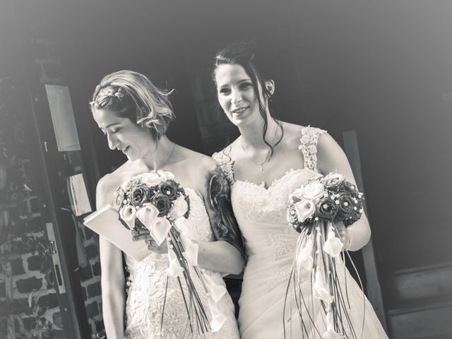 Le mariage de Séverine et Céline à Cagnoncles, Nord 21