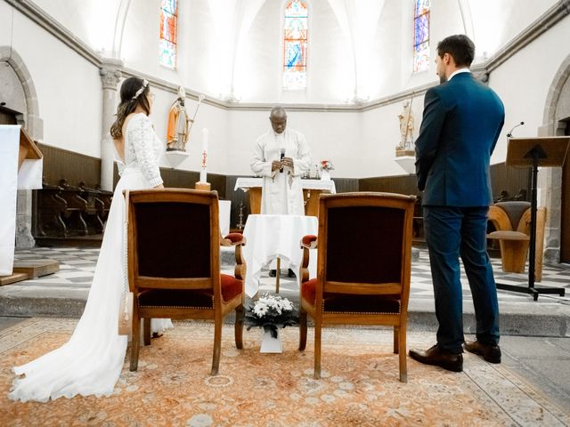 Le mariage de Aurélien et Tiphaine à Trédion, Morbihan 22