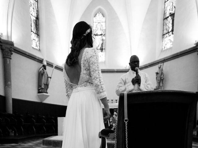 Le mariage de Aurélien et Tiphaine à Trédion, Morbihan 23