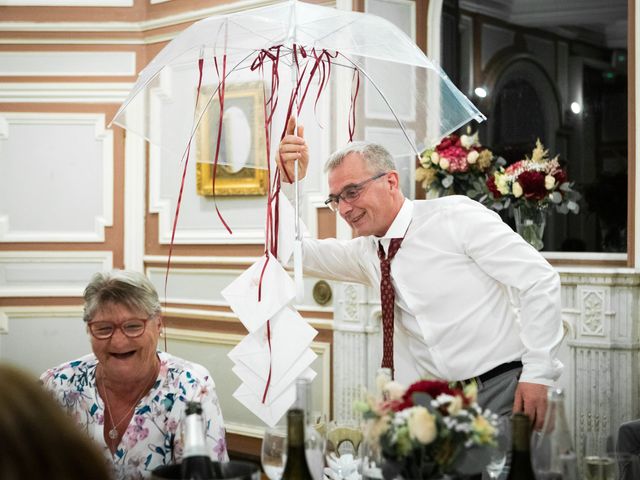 Le mariage de Aurélien et Tiphaine à Trédion, Morbihan 76