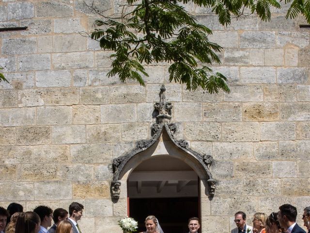 Le mariage de Rémi et Nikita à Vayres, Gironde 7