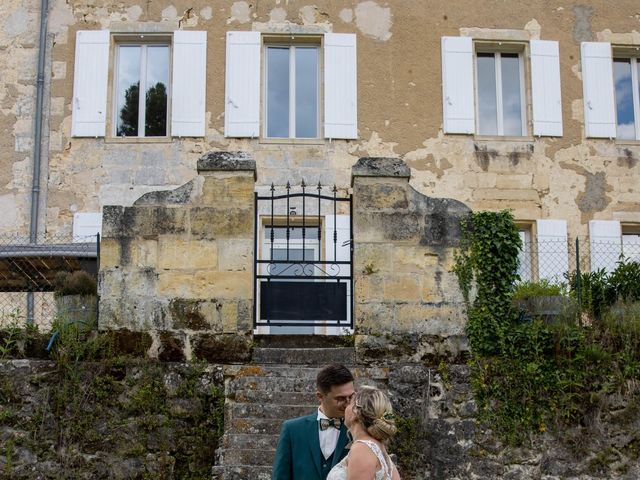 Le mariage de Rémi et Nikita à Vayres, Gironde 12