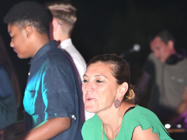 Le mariage de Cédric et Isabelle à Sète, Hérault 44