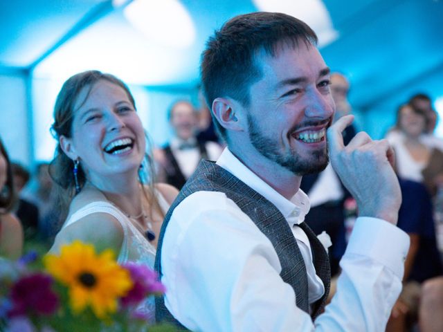 Le mariage de François et Maïwenn à Locmariaquer, Morbihan 2