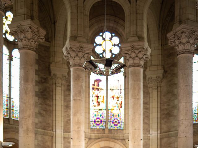 Le mariage de Aurélien et Justine à Yzernay, Maine et Loire 5