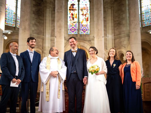 Le mariage de Aurélien et Justine à Yzernay, Maine et Loire 13