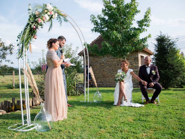 Le mariage de Grégory et Sonia à Courlaoux, Jura 16