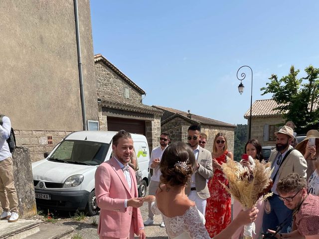 Le mariage de Adrien  et Sabrina  à Ribes, Ardèche 5