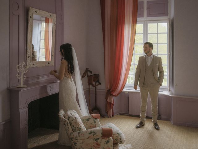 Le mariage de Ghania et Romain à Pleugueneuc, Ille et Vilaine 11