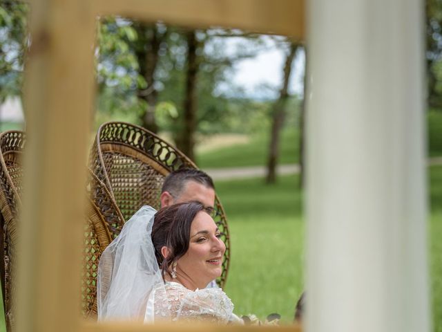 Le mariage de Sébastien et Marine à Beaumontois-en-Périgord, Dordogne 12