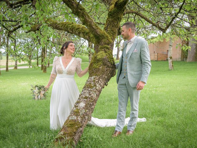 Le mariage de Sébastien et Marine à Beaumontois-en-Périgord, Dordogne 40