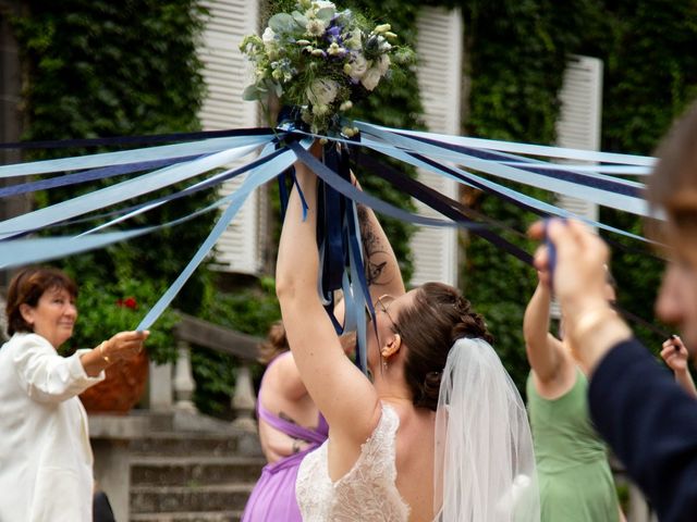 Le mariage de Julien et Anaïs à Pont-du-Château, Puy-de-Dôme 38