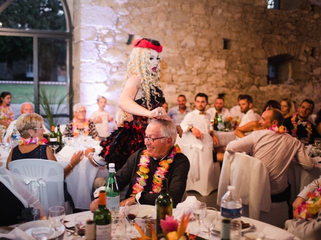 Le mariage de Simon et Stéphanie à Aizenay, Vendée 33