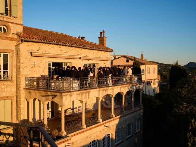 Le mariage de Nicolas et Majda à Le Castellet, Alpes-de-Haute-Provence 33