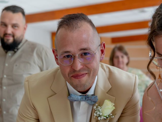 Le mariage de Victor et Anais à Chenillé-Changé, Maine et Loire 23