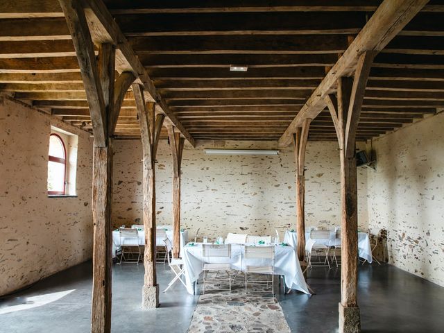 Le mariage de Victor et Anais à Chenillé-Changé, Maine et Loire 44
