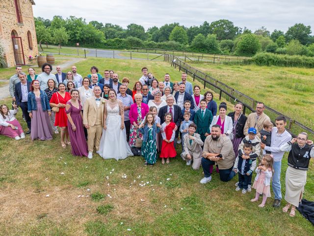 Le mariage de Victor et Anais à Chenillé-Changé, Maine et Loire 118