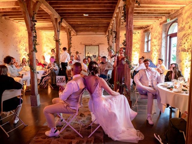 Le mariage de Victor et Anais à Chenillé-Changé, Maine et Loire 123