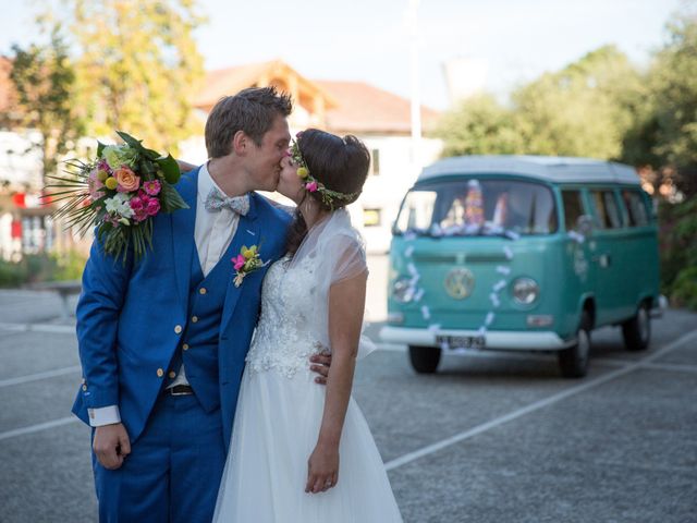 Le mariage de Julien et Laëtitia à Biscarrosse, Landes 51