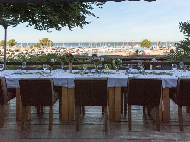 Le mariage de Julien et Laëtitia à Biscarrosse, Landes 68