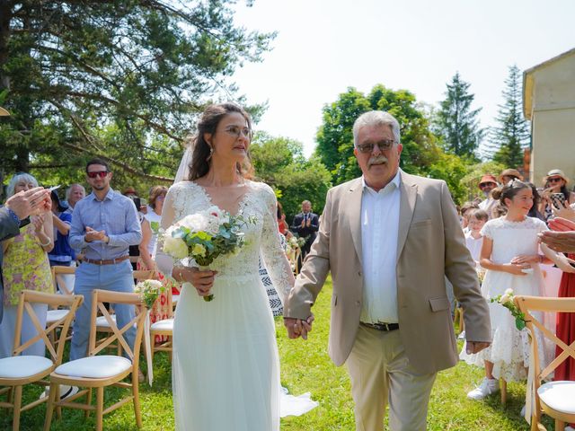 Le mariage de Adrien et Alexandra à Châtillon-en-Diois, Drôme 15