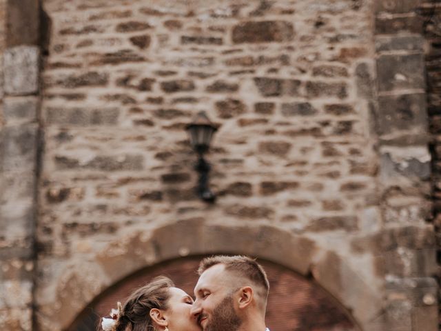 Le mariage de Romain et Laurie à Étrabonne, Doubs 36