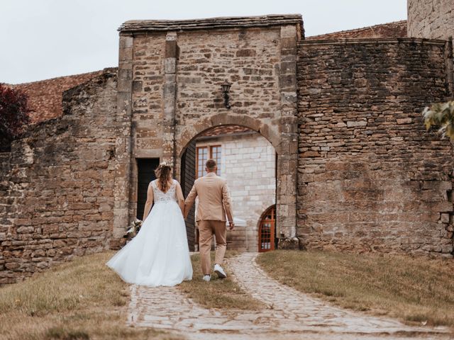 Le mariage de Romain et Laurie à Étrabonne, Doubs 37