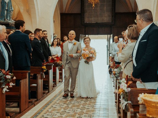 Le mariage de Maxime et Alexandra à Douelle, Lot 59