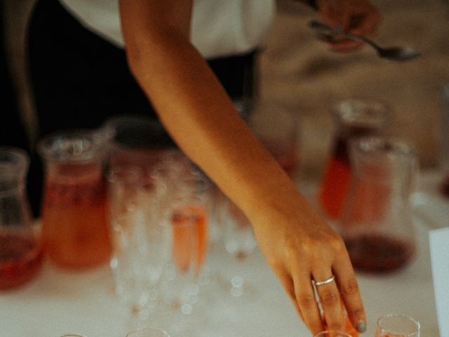 Le mariage de Maxime et Alexandra à Douelle, Lot 105