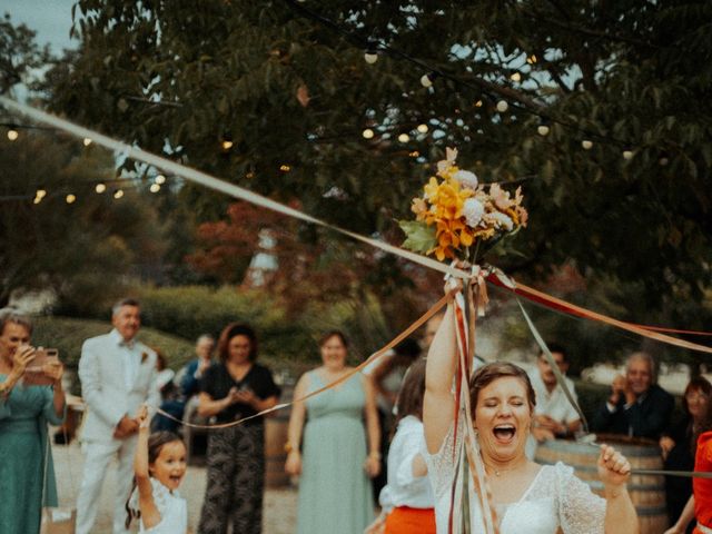 Le mariage de Maxime et Alexandra à Douelle, Lot 117