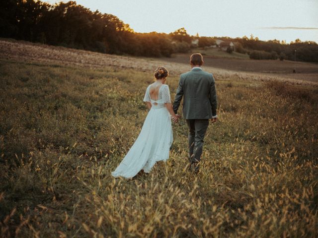 Le mariage de Maxime et Alexandra à Douelle, Lot 137