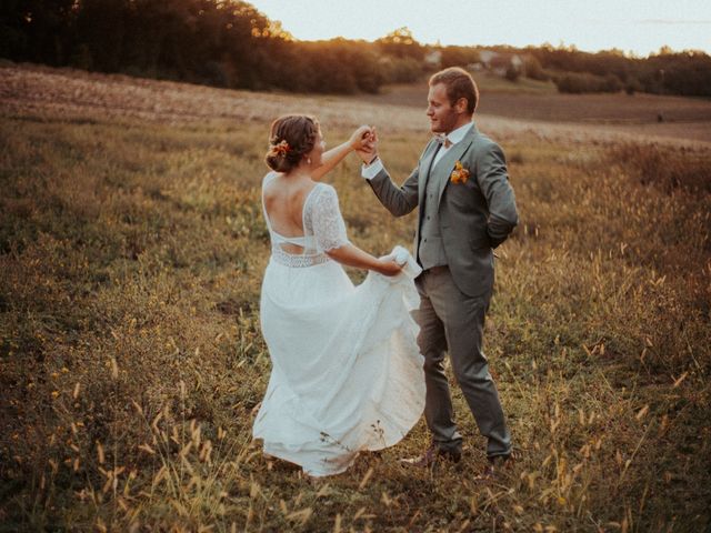 Le mariage de Maxime et Alexandra à Douelle, Lot 141