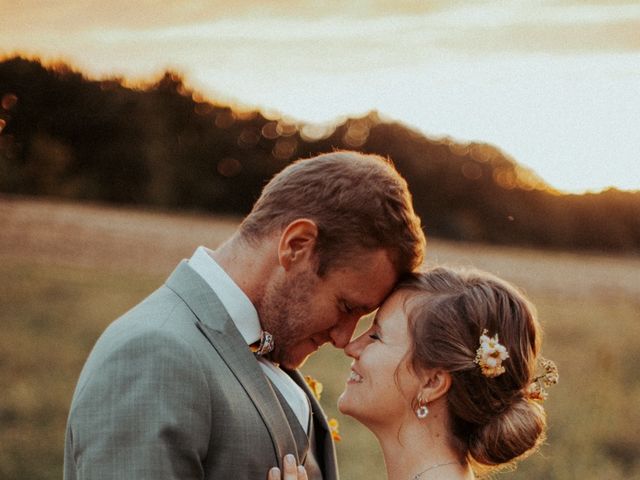 Le mariage de Maxime et Alexandra à Douelle, Lot 143