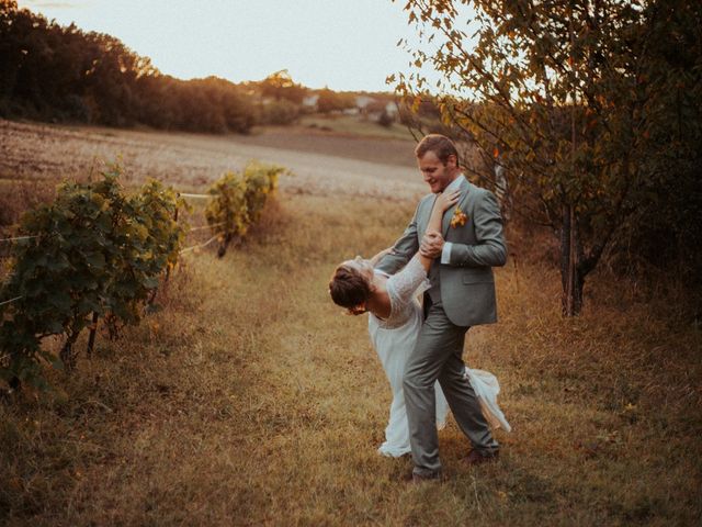 Le mariage de Maxime et Alexandra à Douelle, Lot 163