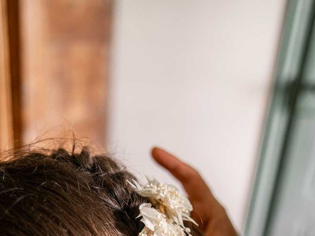 Le mariage de Edouard et Charlotte à Les Halles, Rhône 16