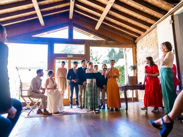 Le mariage de Edouard et Charlotte à Les Halles, Rhône 37