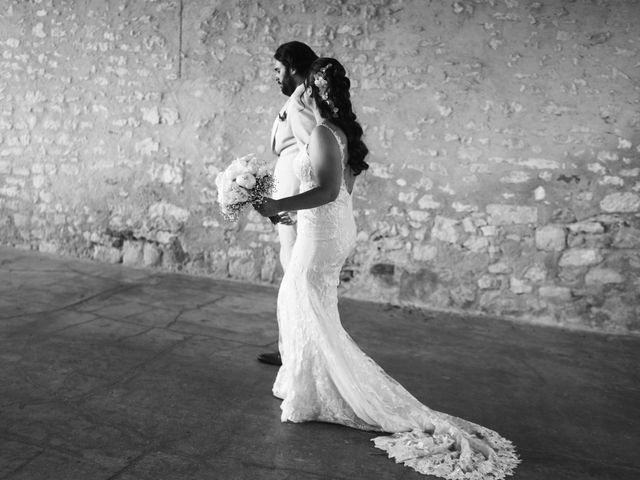 Le mariage de Alejandra et Julien à Simiane-la-Rotonde, Alpes-de-Haute-Provence 16