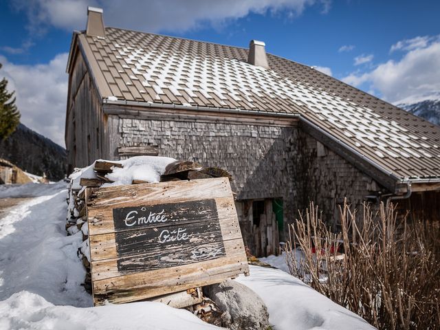 Le mariage de Laurent et Naïg à Le Reposoir, Haute-Savoie 4