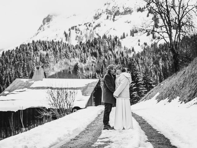 Le mariage de Laurent et Naïg à Le Reposoir, Haute-Savoie 1