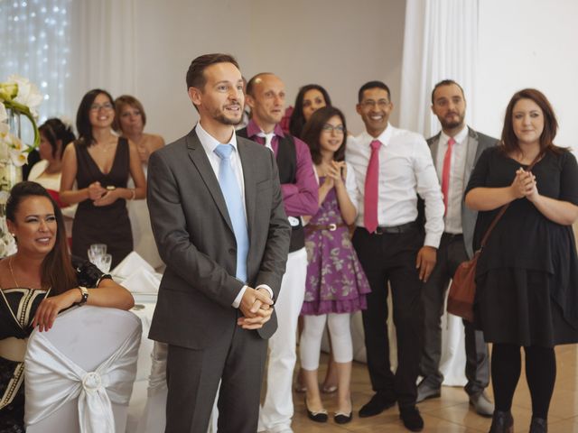 Le mariage de Faty et Jérémie à Clamart, Hauts-de-Seine 15