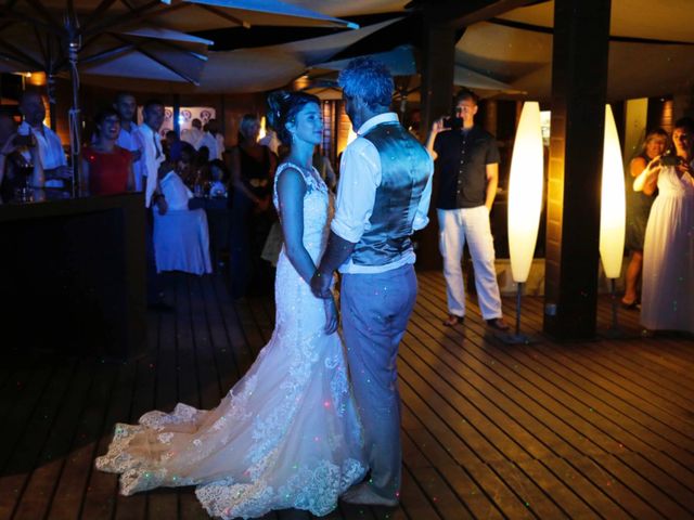 Le mariage de Yohann et Esther à Le Cap d'Agde, Hérault 5