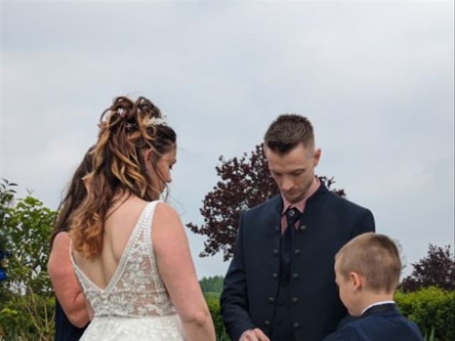 Le mariage de Gaetan  et Amandine  à Cysoing, Nord 4