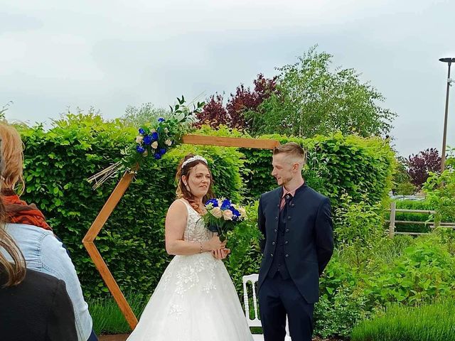 Le mariage de Gaetan  et Amandine  à Cysoing, Nord 5