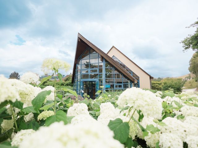 Le mariage de Olivier et Estelle à Hoenheim, Bas Rhin 1